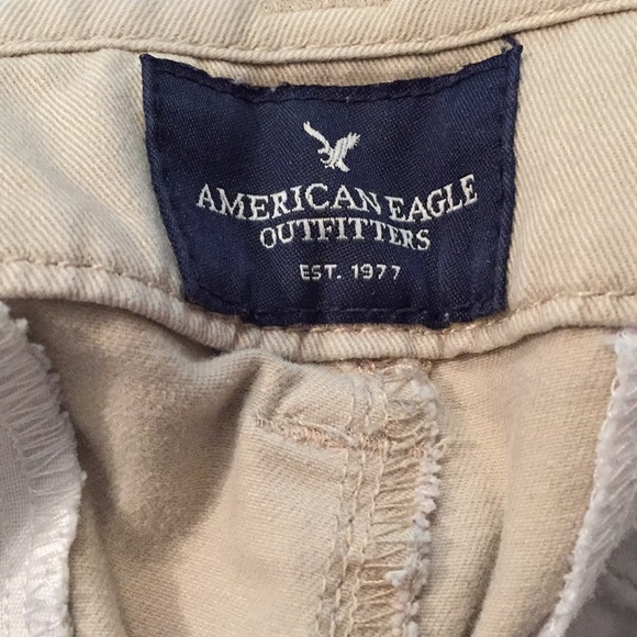 Khaki shorts! - Picture 3 of 3